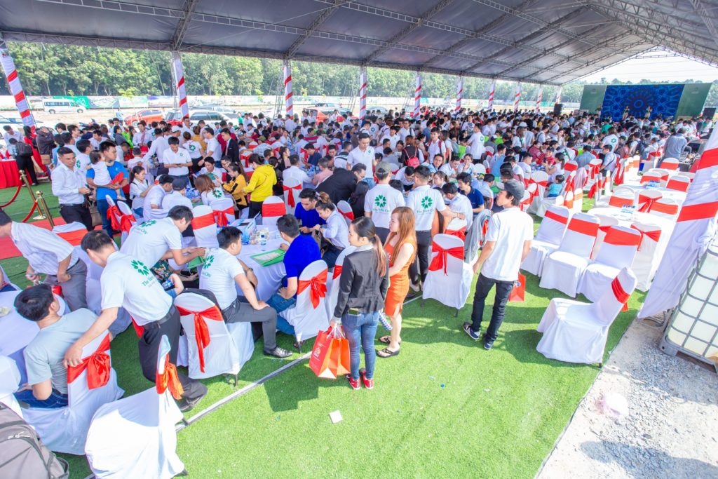 Hơn 1.000 khách hàng tham dự lễ khởi công EDEN PARK